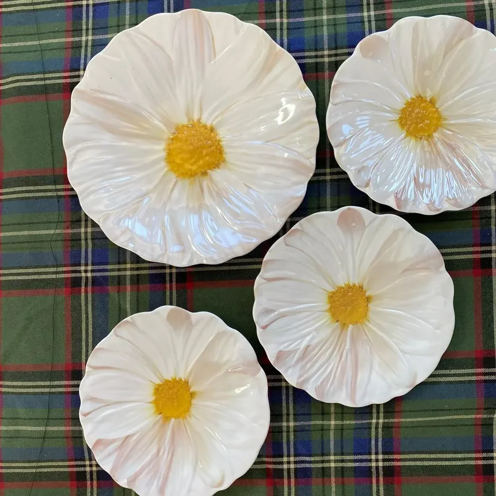 Target Set of 4 Pink-Tinted White Daisy Melamine Small‎ Plates, 2 Sizes